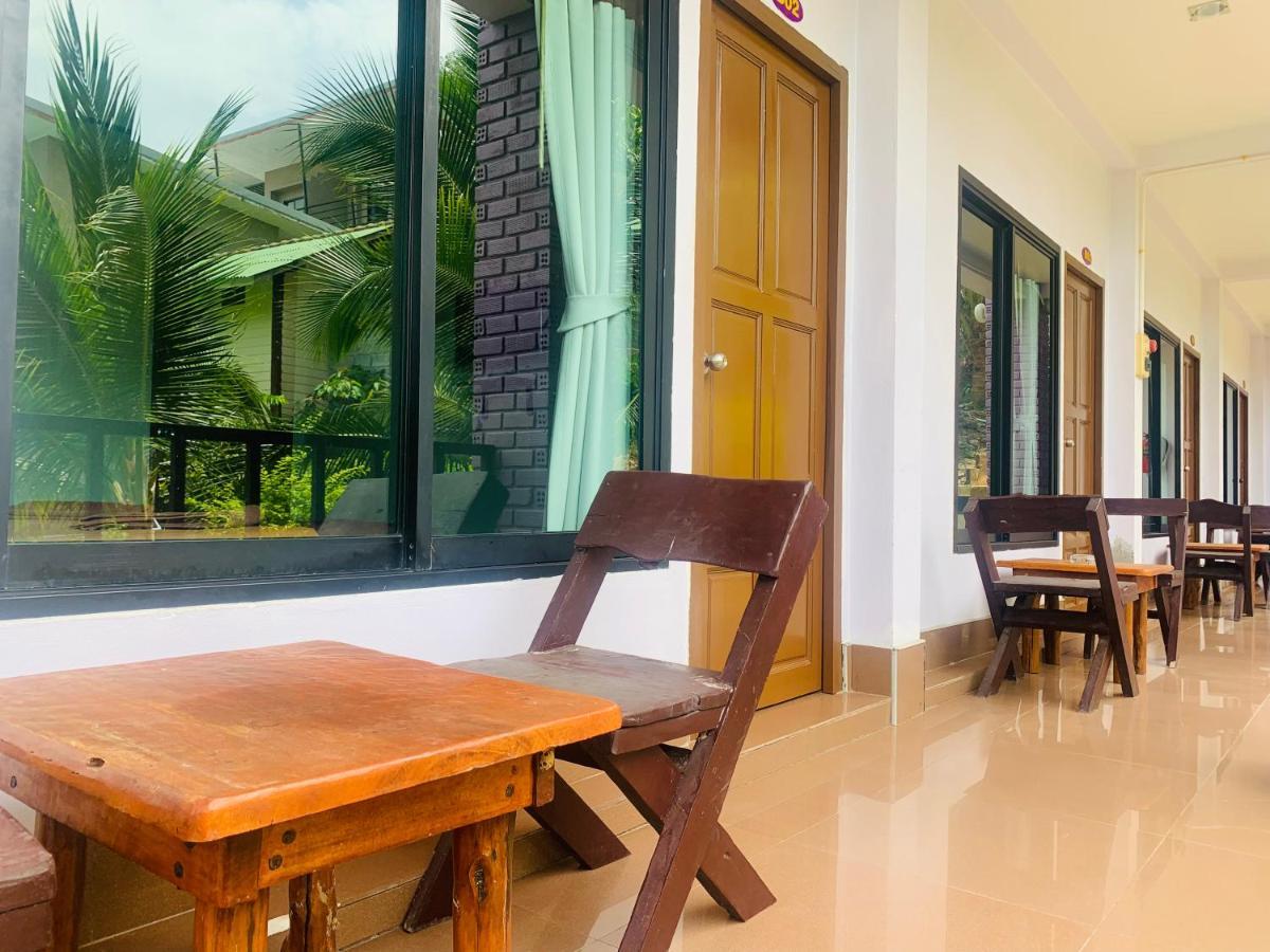 View Garden Resort Phi Phi Islands Exterior photo